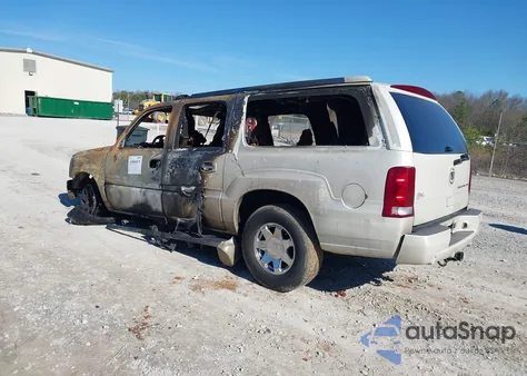 2005 Cadillac Escalade Esv Standard from USA, damaged, VIN 3GYFK66N85G226388